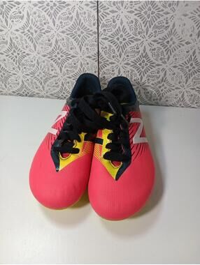 NEW New Balance Furon 2.0 Indoor Soccer Cleats Alpha Orange Size 3.5Y US
